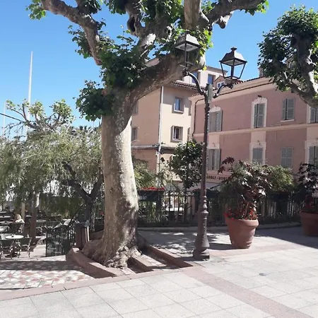 La Grande Maison Centre Bandol Exterior photo